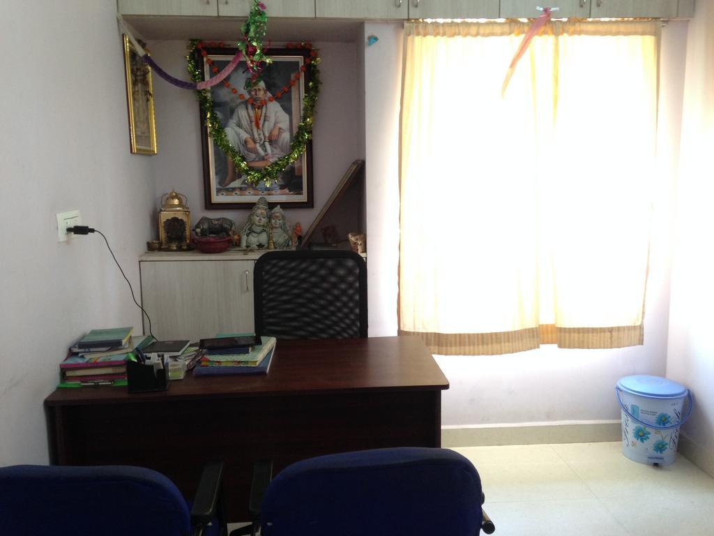 Oyo 4355 Goodland Inn Chennai Bagian luar foto
